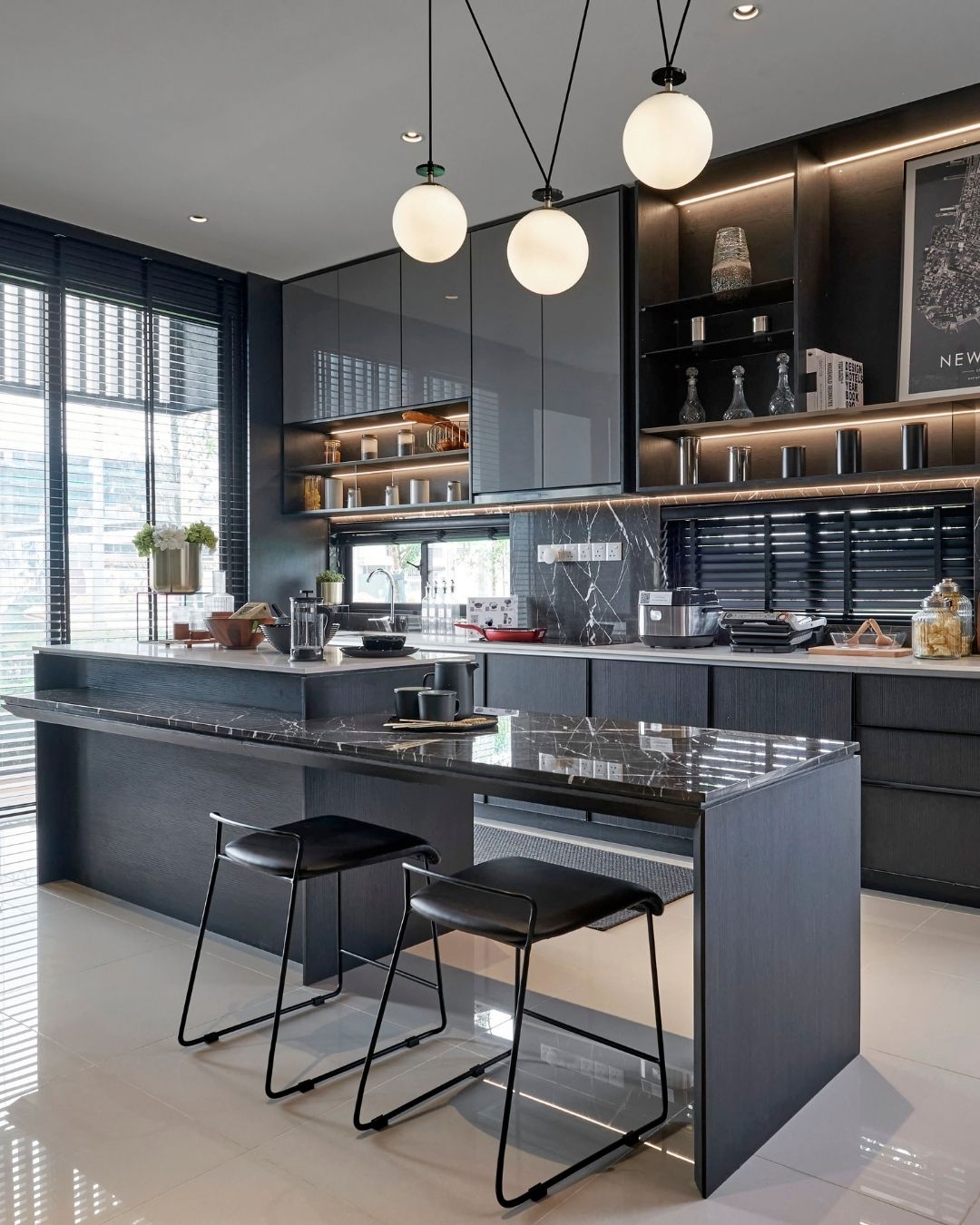 Modern kitchen remodeling in Houston